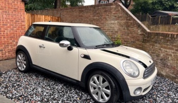 2008 MINI Cooper Automatic In Pepper White with Sunroof, Full Lounge Leather & Service History